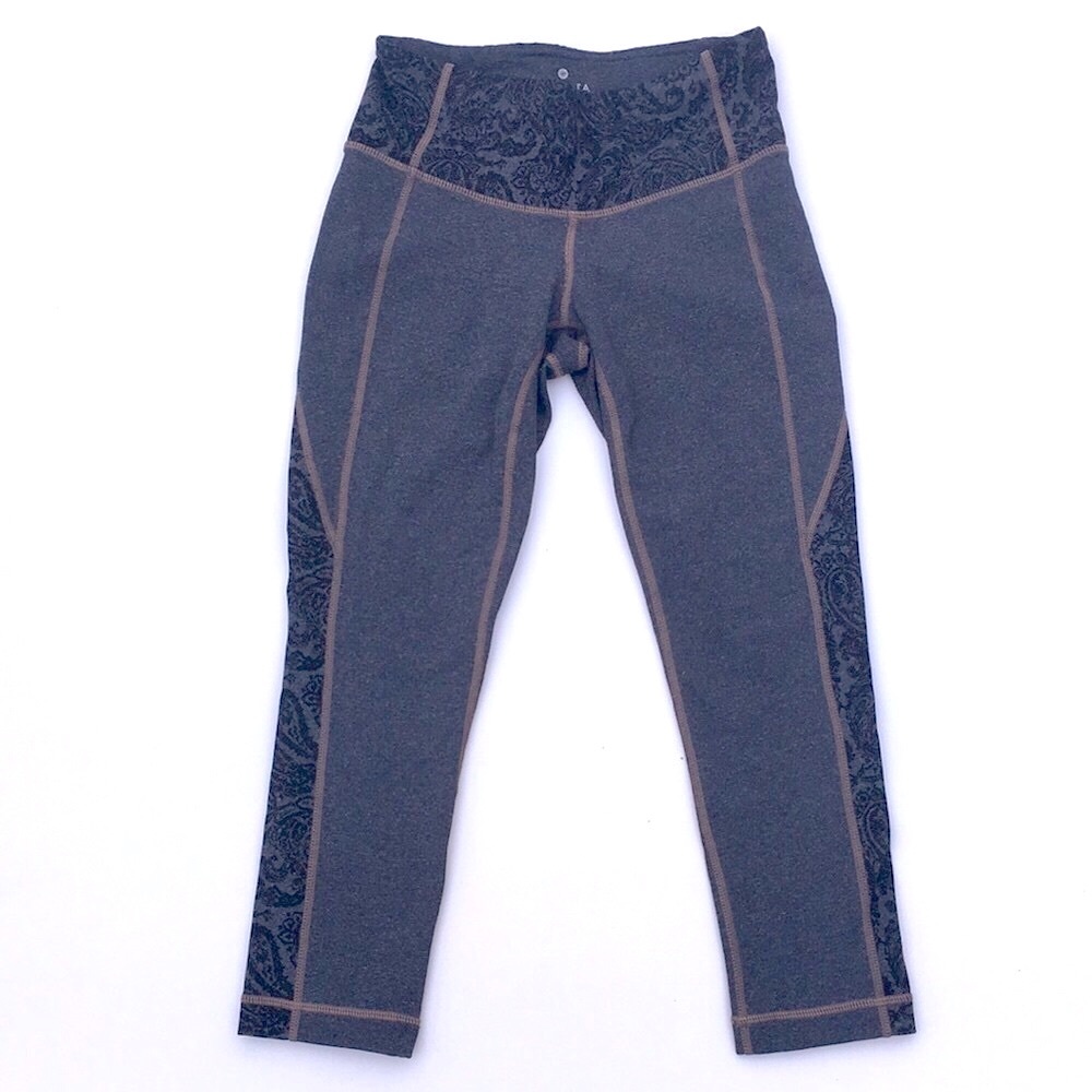 Athleta Cropped/ Capri Athletic Leggings